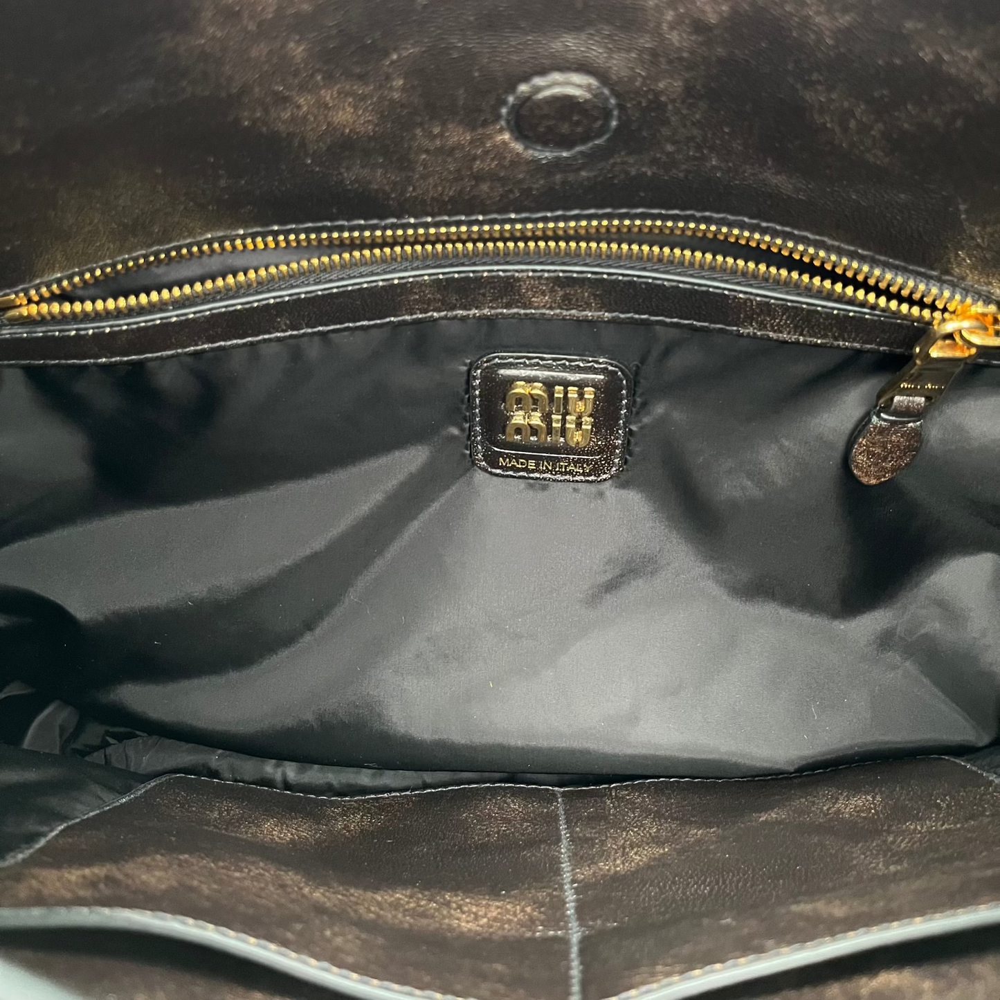 Designer Bag Miu Miu Hobo Braun – luxuriöse Handtasche aus braunem Lede