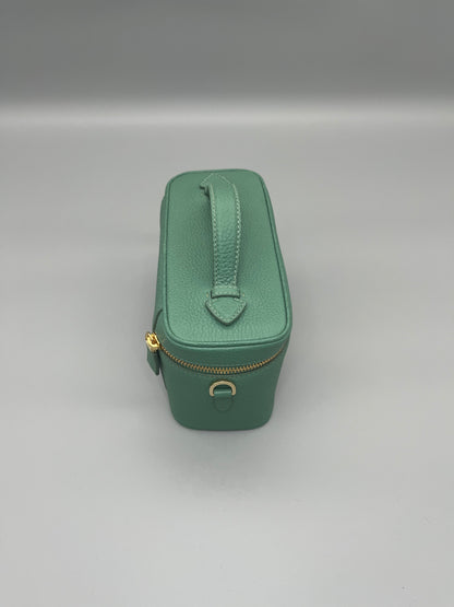 Prada Schultertasche Mini Leder