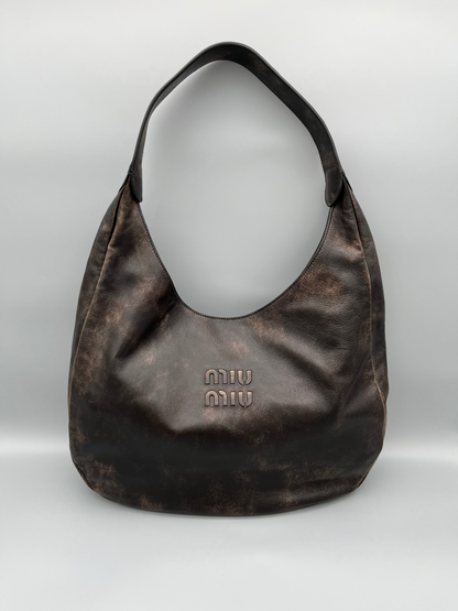 Miu Miu Hobo Bag Braun Leder – luxuriöse Designer Schultertasche exklusiv bei Einzelstck